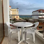 Tatyana Nemo 公寓 *